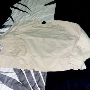OVERSIZED NIKE CROP SWEATER